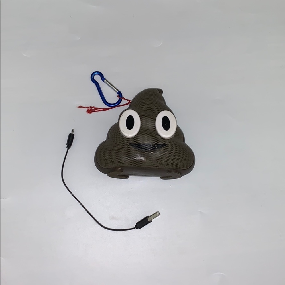 Jamoji Bluetooth Speaker 💩